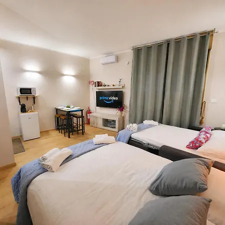 Monolocale Appena Ristrutturato Per 4 Persone, In Centro Citta Apartment