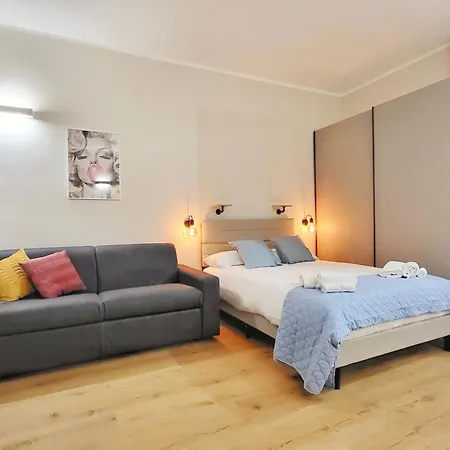Apartment Monolocale Appena Ristrutturato Per 4 Persone, In Centro Citta Genua